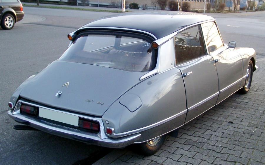  Citroen DS 1954 года  (фото 8 из 13)